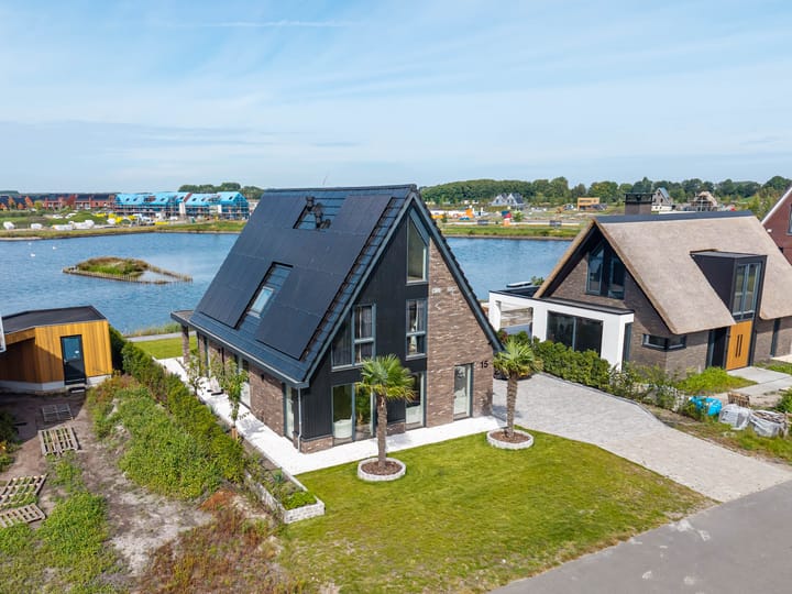 Photo 2 of Zalmschouw 15