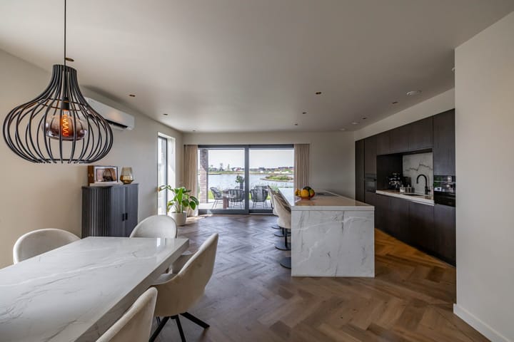 Photo 20 of Zalmschouw 15