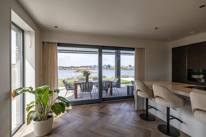 Photo 24 of Zalmschouw 15