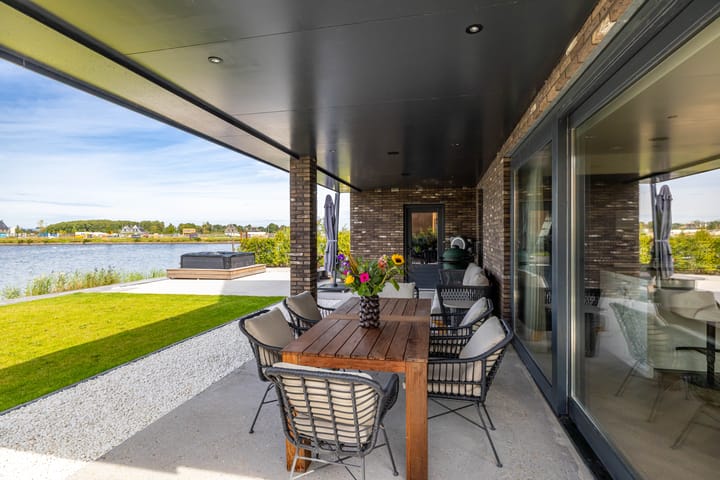 Photo 50 of Zalmschouw 15