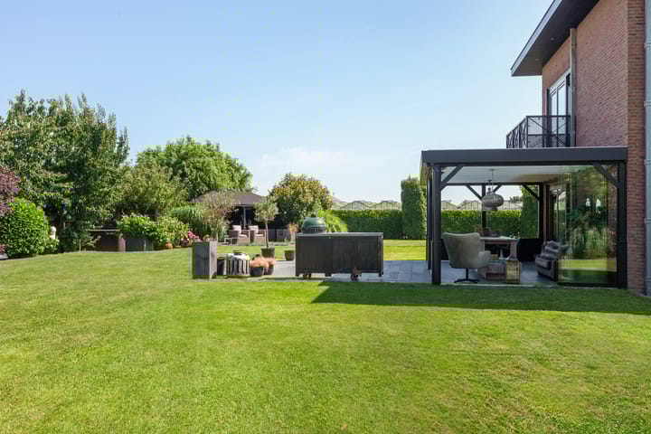 Foto 4 van Van Ruyvenlaan 2