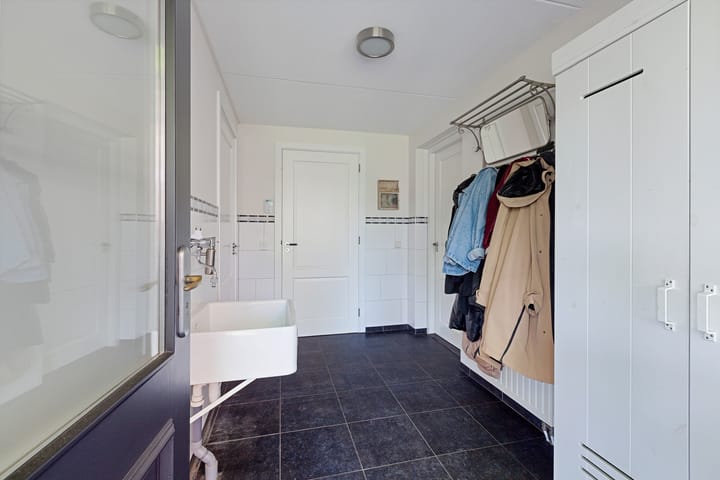 Foto 17 van Van Ruyvenlaan 2