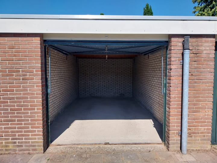 Photo 3 of Eduard van Beinumlaan 520