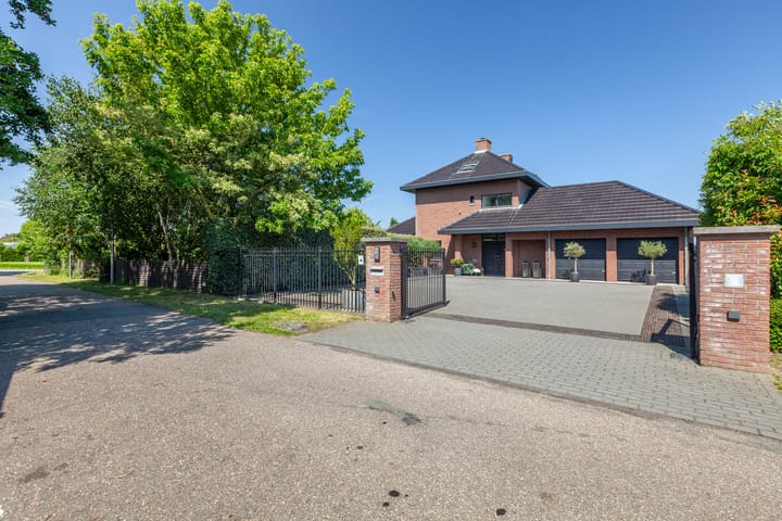 Foto 51 van Van Ruyvenlaan 2