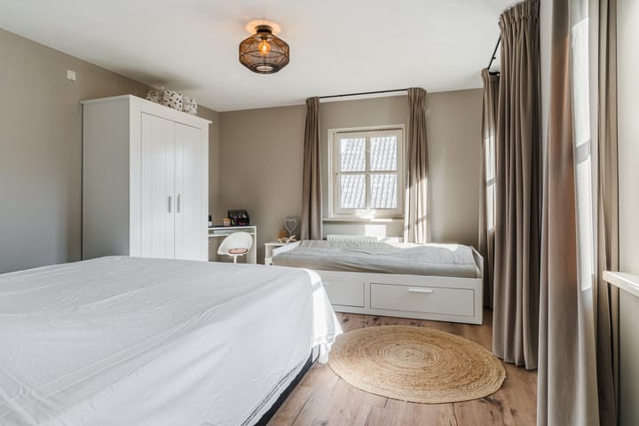 Foto 28 van Molenstraat 32