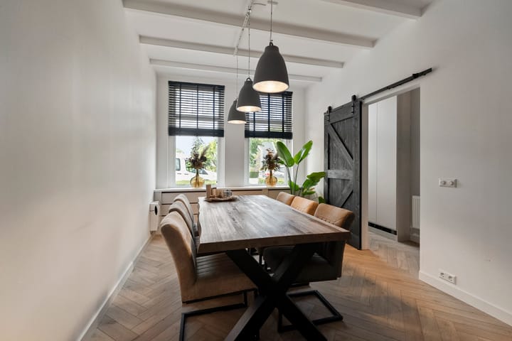 Photo 8 of Kennemerstraatweg 236