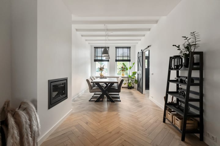 Photo 15 of Kennemerstraatweg 236