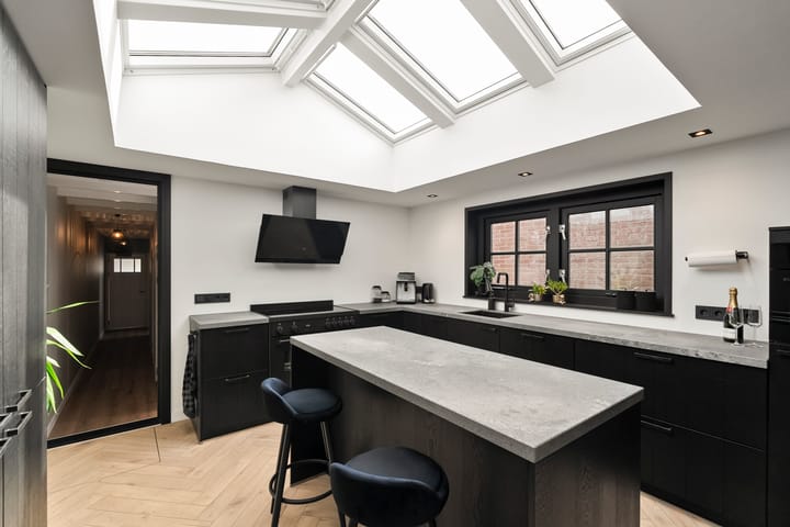 Photo 20 of Kennemerstraatweg 236