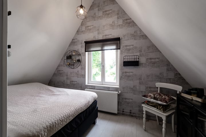 Photo 36 of Kennemerstraatweg 236