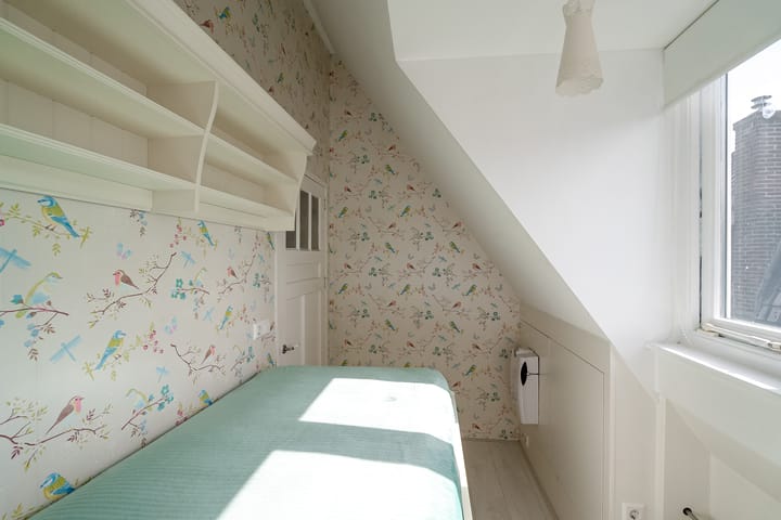 Photo 39 of Kennemerstraatweg 236