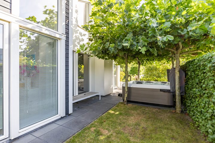 Foto 64 van De Grasjuffer 2