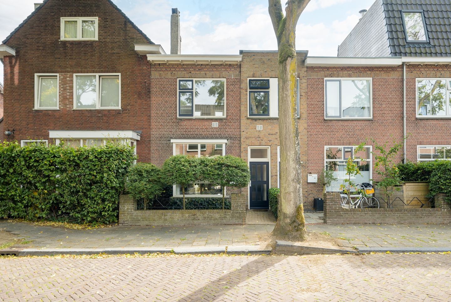 Foto 1 van Valkenierslaan 240