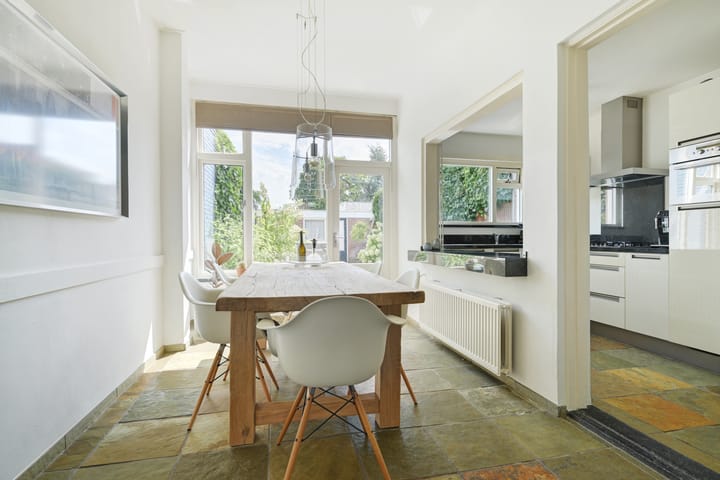 Photo 18 of Valkenierslaan 240