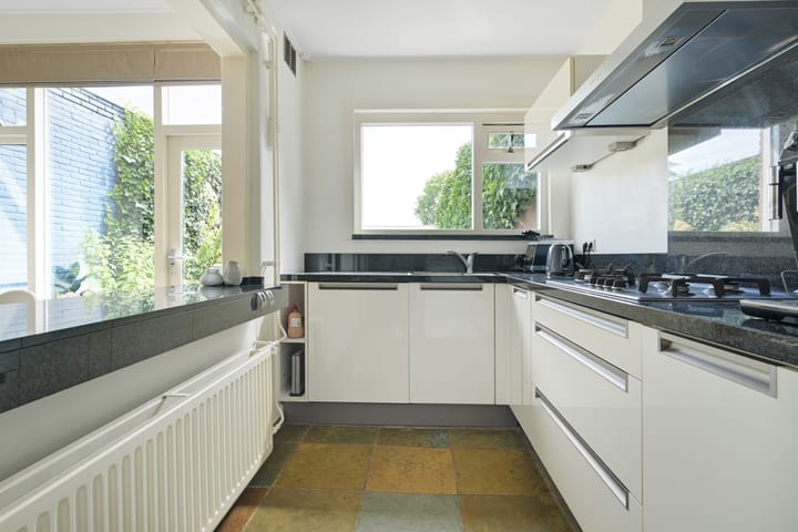 Photo 23 of Valkenierslaan 240