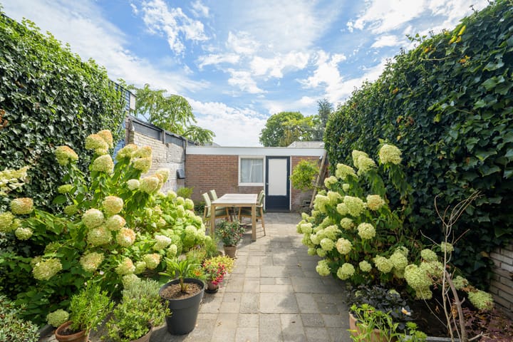 Photo 28 of Valkenierslaan 240