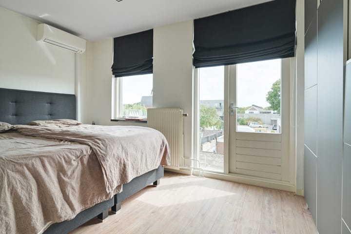 Photo 35 of Valkenierslaan 240