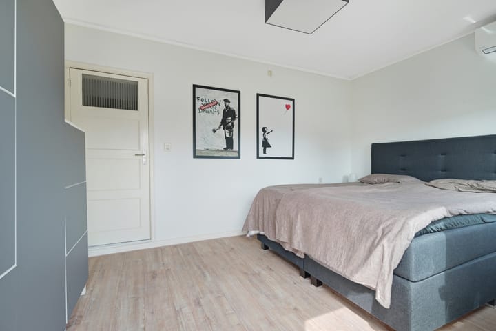 Photo 36 of Valkenierslaan 240