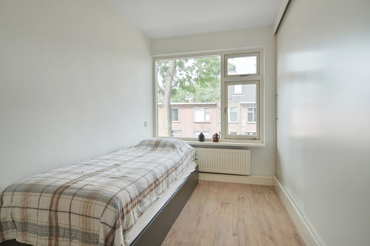 Photo 38 of Valkenierslaan 240