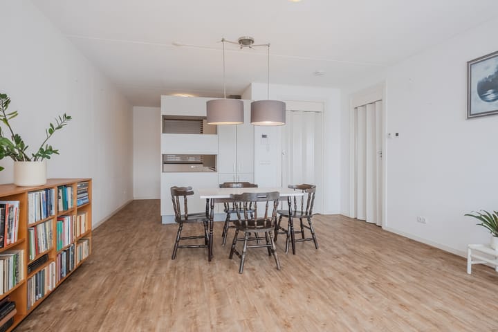 Foto 11 van Willibrorduslaan 3-C