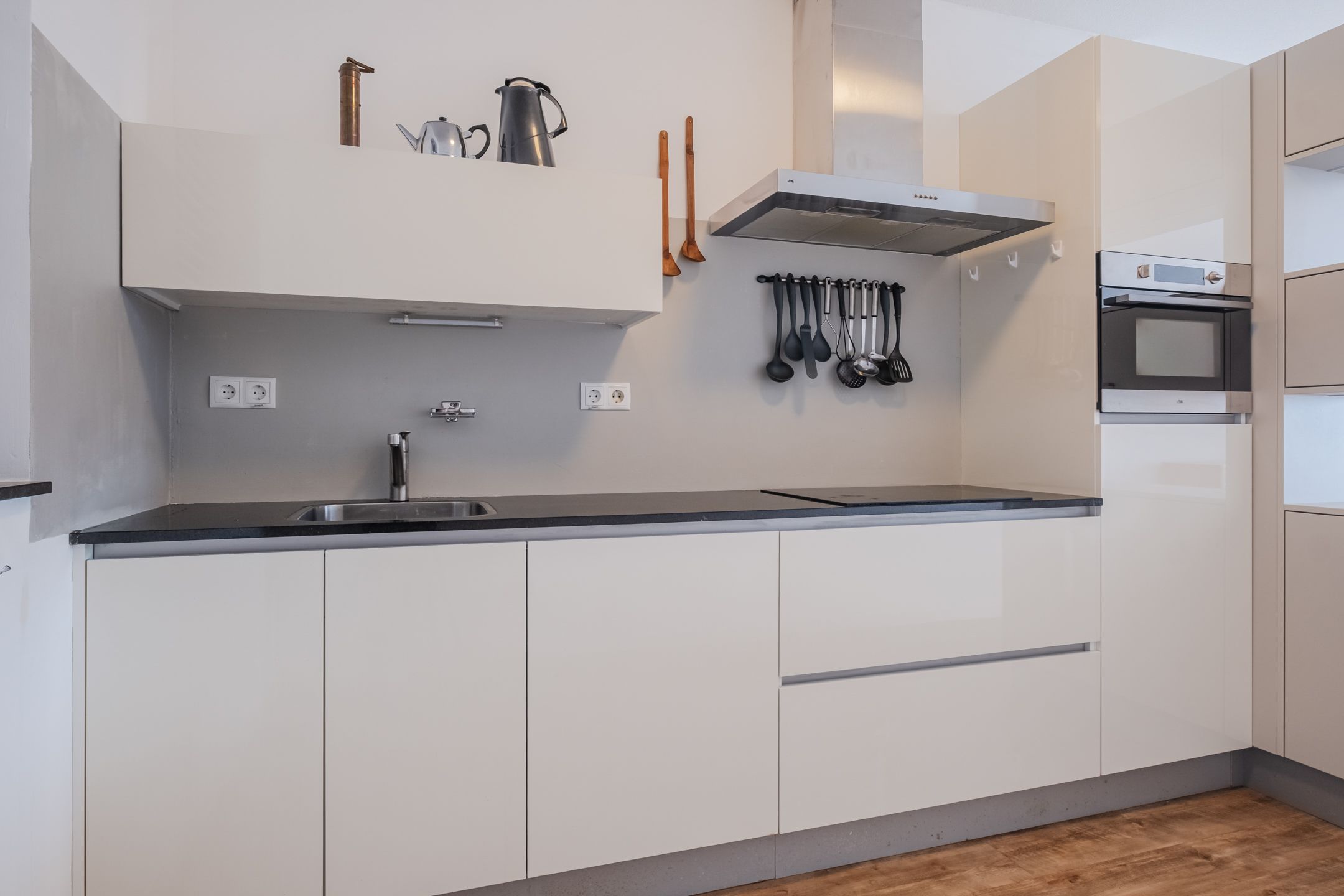 Foto 15 van Willibrorduslaan 3-C