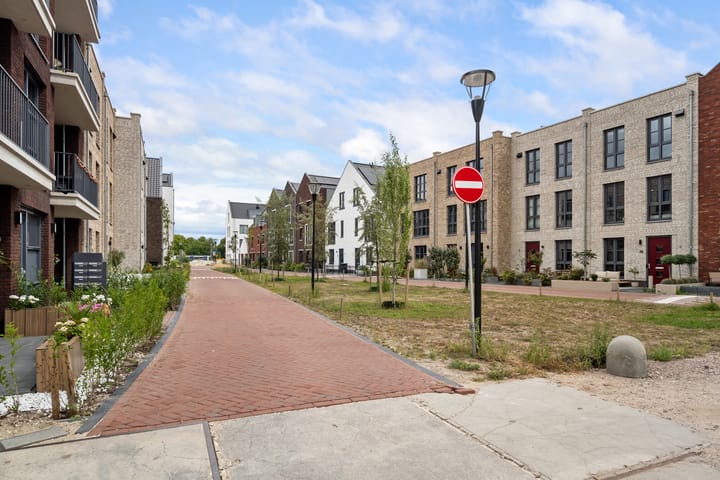 Photo 38 of Zalmstael 19