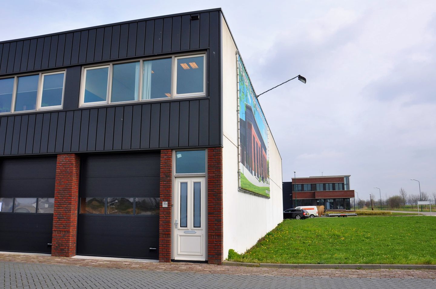 Bekijk foto 3 van Distributiestraat 51-a