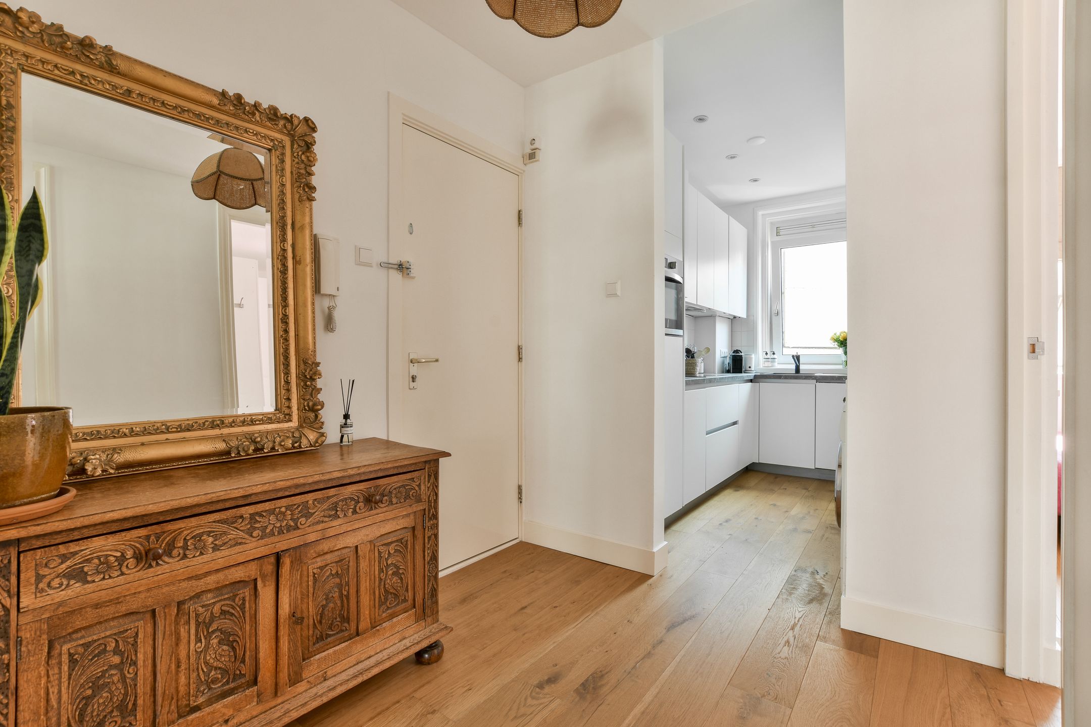 Foto 12 van Heemstedestraat 1-2