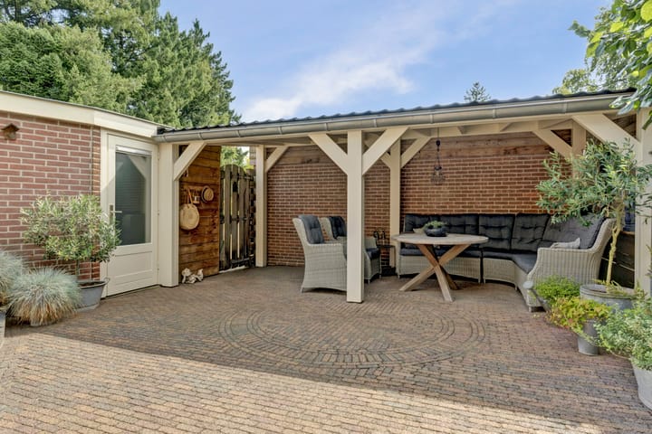 Photo 22 of Bernard Zweerslaan 34