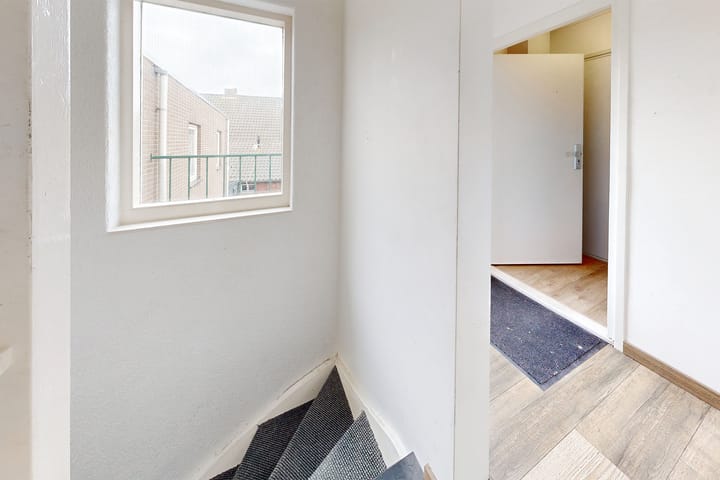 Foto 7 van Plein 1940 1-D