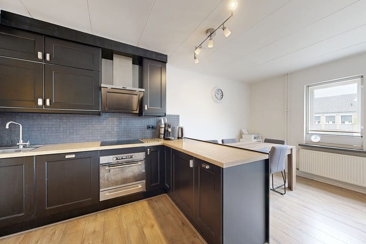 Foto 12 van Plein 1940 1-D