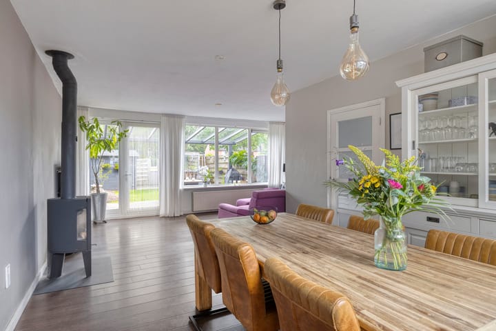 Foto 9 van Uranus 26