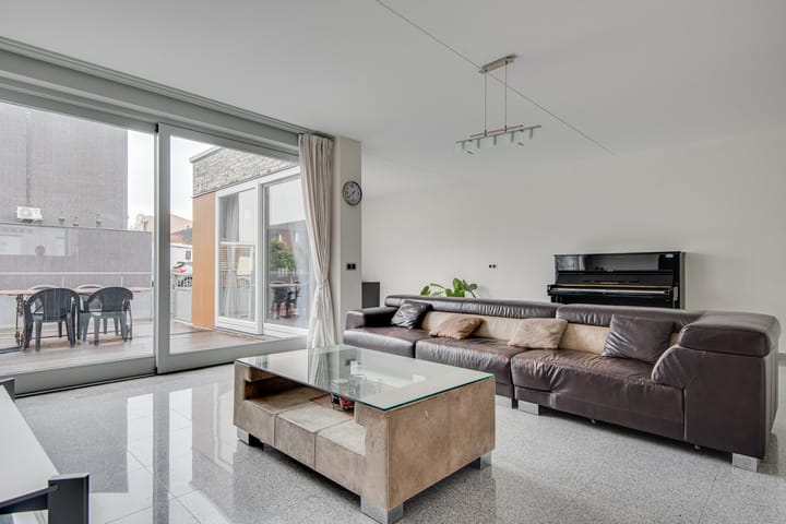 Foto 9 van De Blazer 16