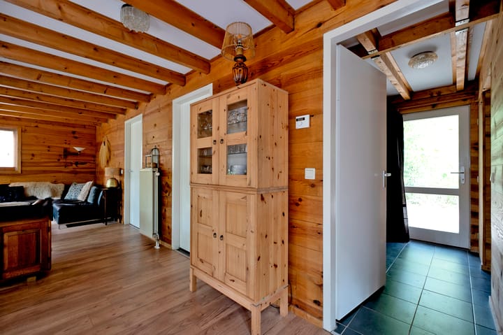 Photo 16 of Lhee 88-A9