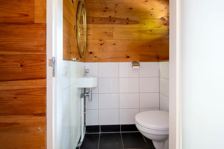 Photo 17 of Lhee 88-A9