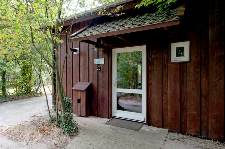 Photo 31 of Lhee 88-A9