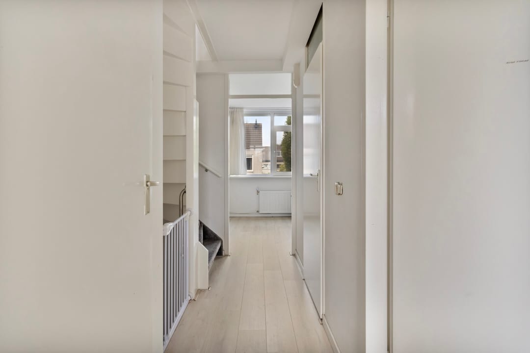 Foto 22 van Marga Klompélaan 28