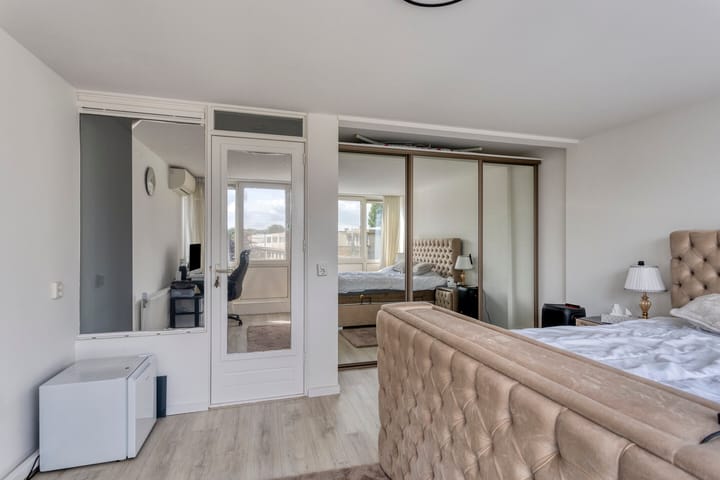 Foto 24 van Marga Klompélaan 28