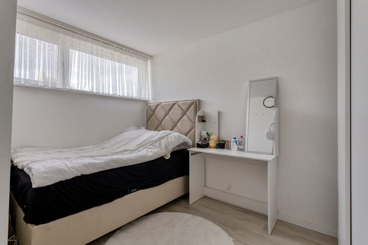 Foto 25 van Marga Klompélaan 28