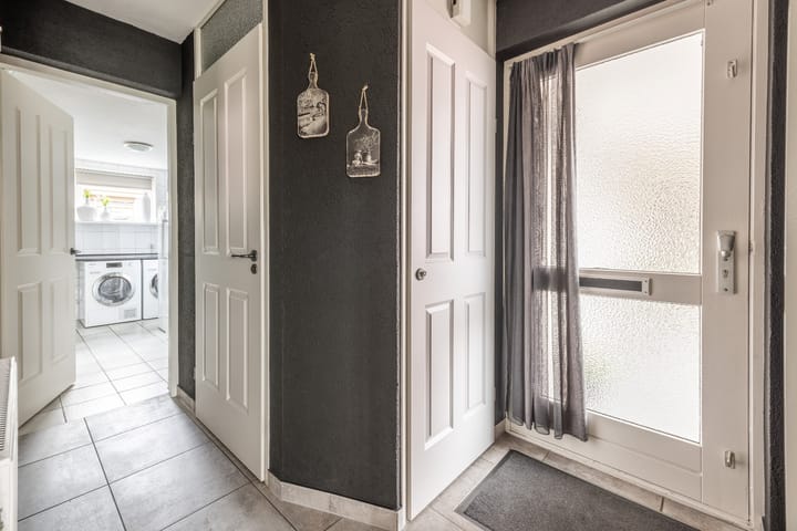 Photo 6 of Akelei 35