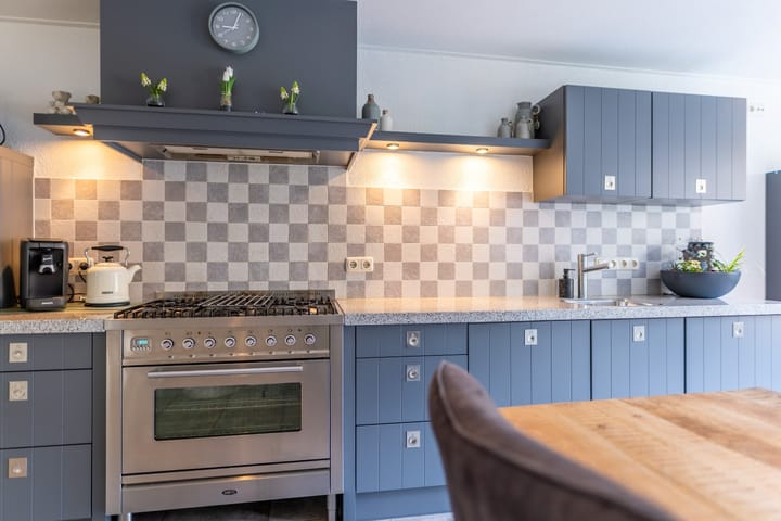 Photo 19 of Akelei 35