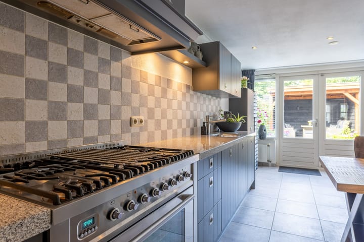 Photo 20 of Akelei 35