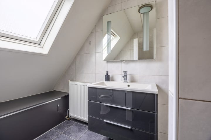 Photo 24 of Akelei 35