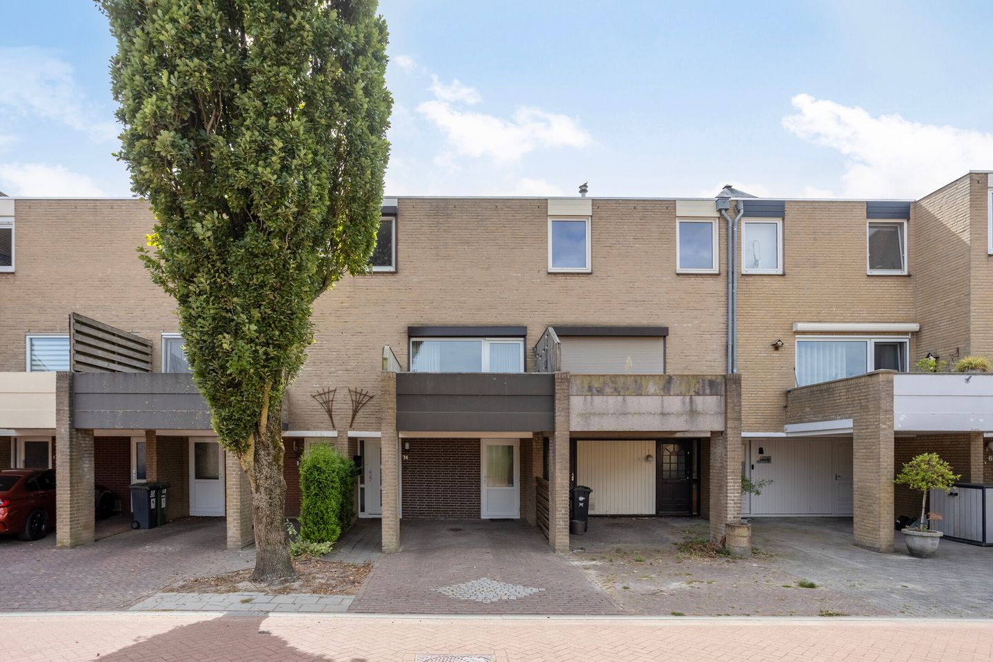 Foto 1 van Gouverneur Houbenstraat 74