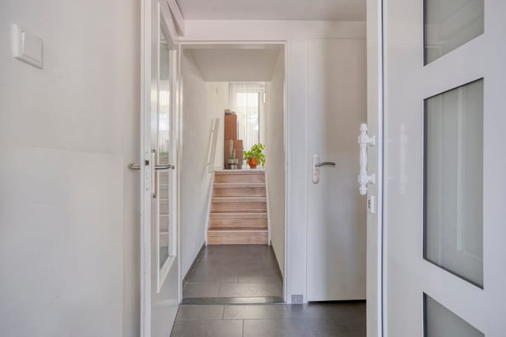 Foto 5 van Gouverneur Houbenstraat 74