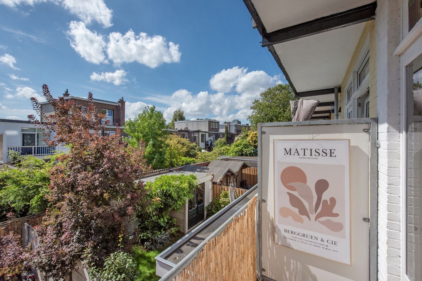 Foto 20 van Caan van Necklaan 156