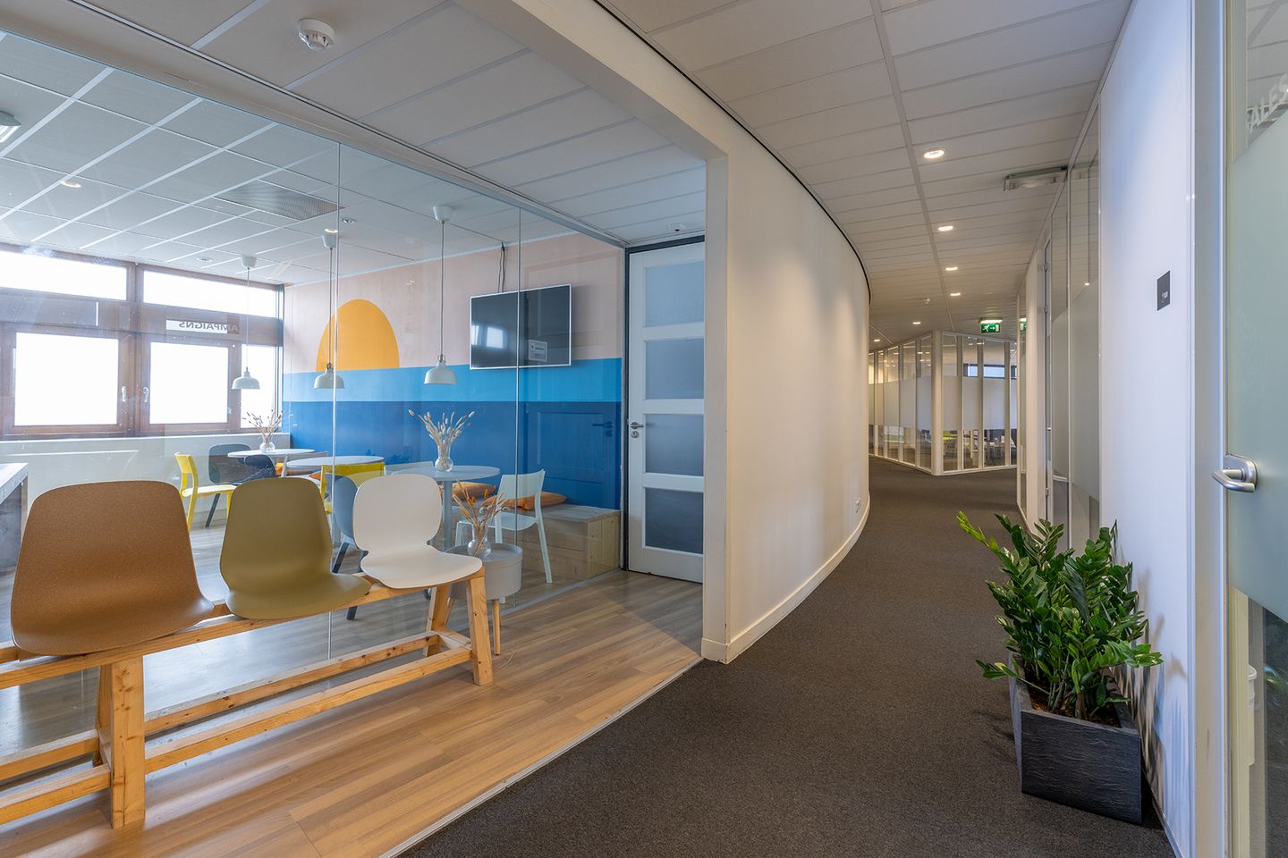 Bekijk foto 5 van IJsselmeerweg 100