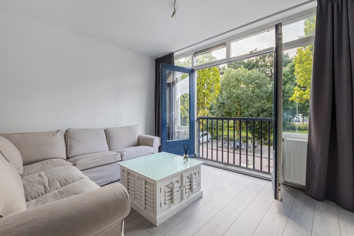 Photo 3 of Dostojevskisingel 83