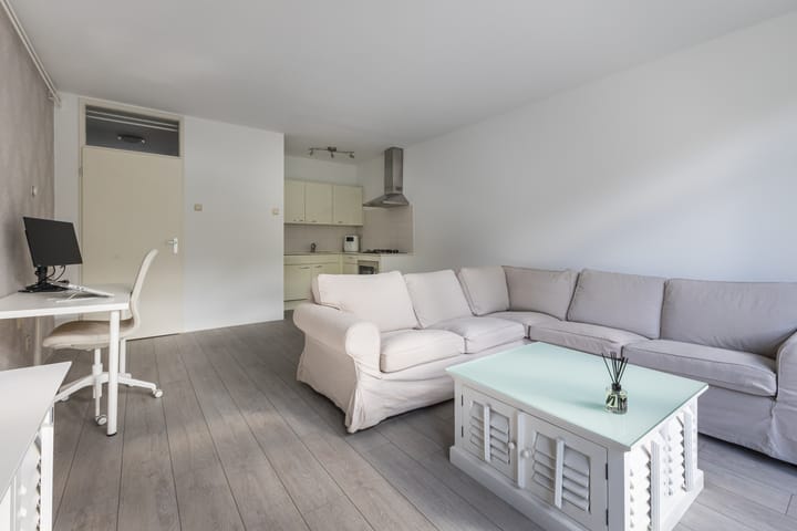 Photo 4 of Dostojevskisingel 83