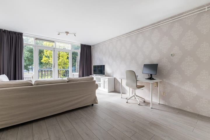 Photo 5 of Dostojevskisingel 83