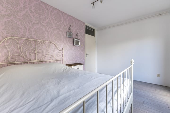 Photo 10 of Dostojevskisingel 83